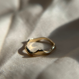 Gold Wavy Ring Size 5