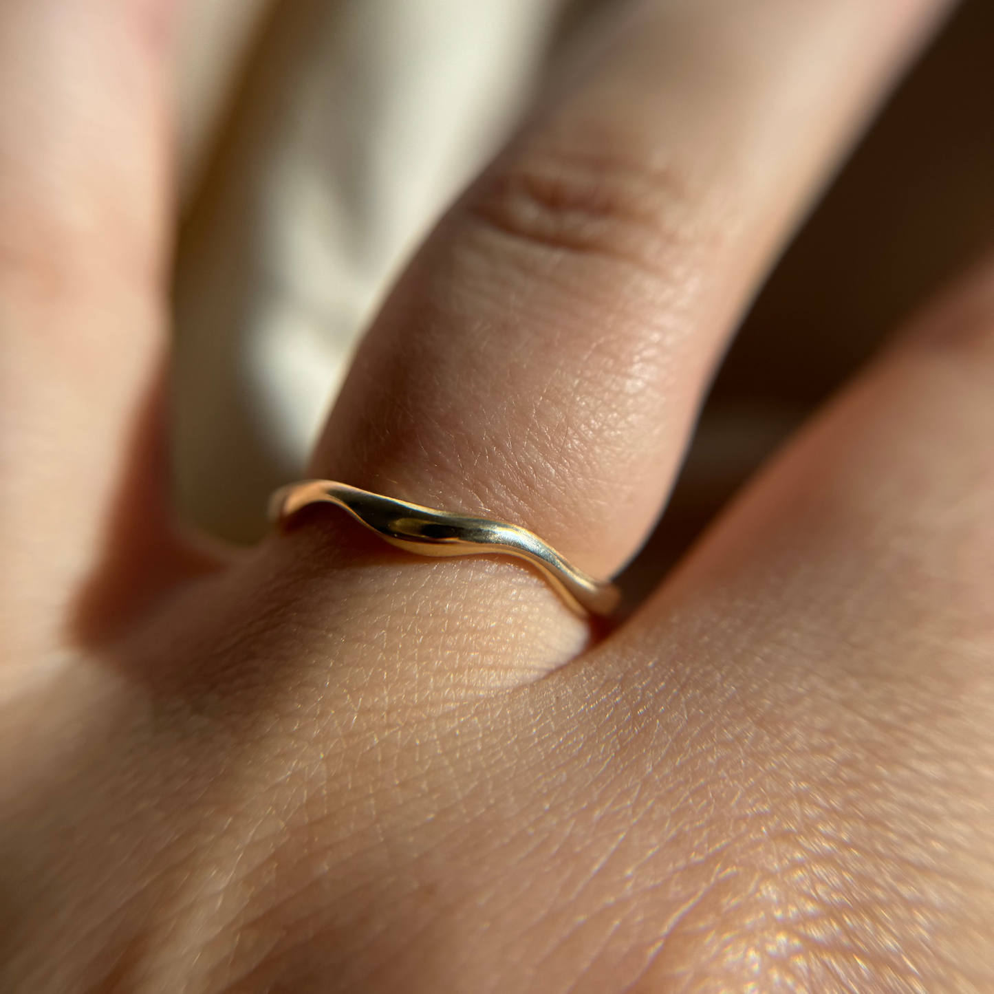 Gold Wavy Ring Size 7.5