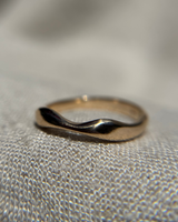 Gold Wavy Ring Size 6.25