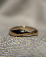 Gold Wavy Ring Size 6.25