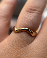Gold Wavy Ring Size 7.5