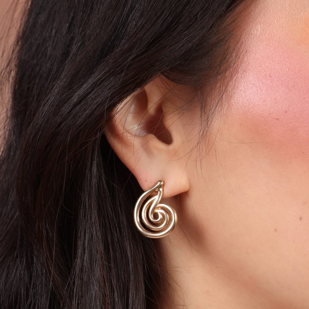 Asymmetrical Spiral Posts
